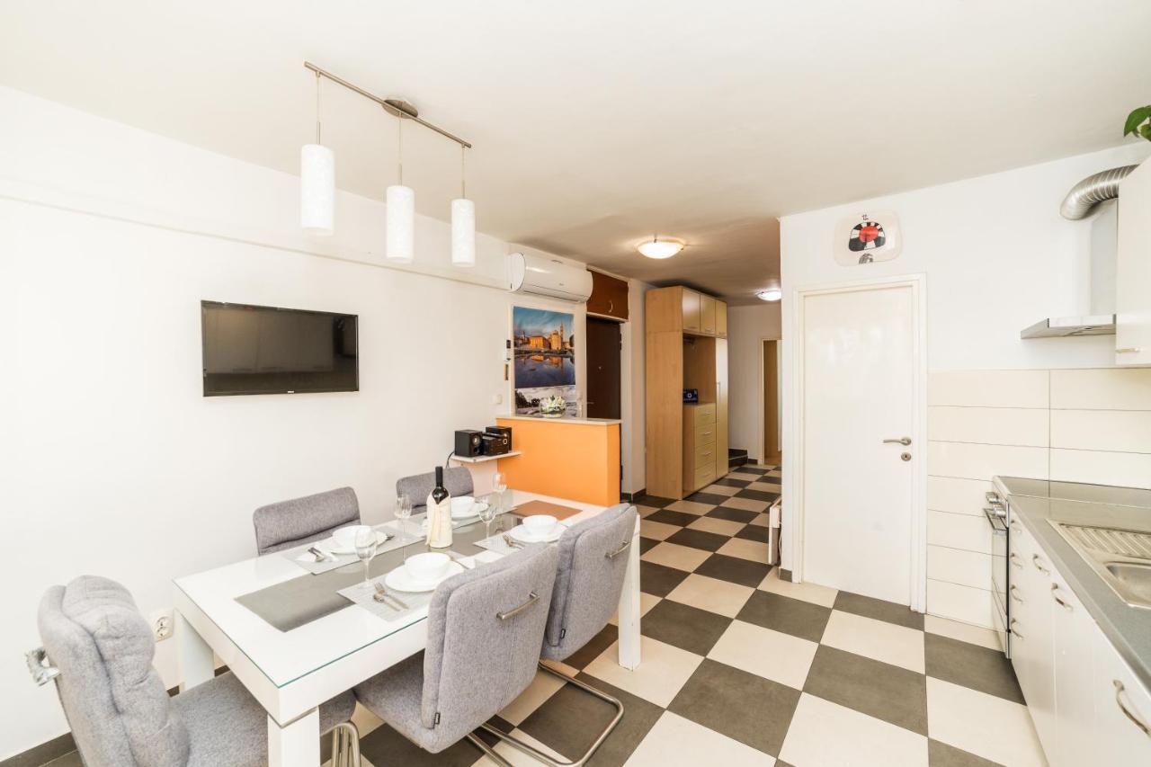 Apartment Mihaela Zadar Eksteriør bilde